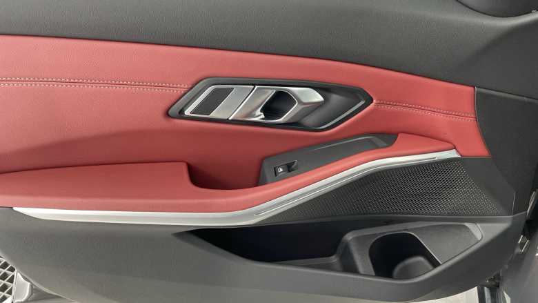 BMW 3 Series 320i M Sport 4dr Step Auto [Pro Pack] Petrol Saloon